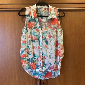 Guess vtg red & green floral button down
